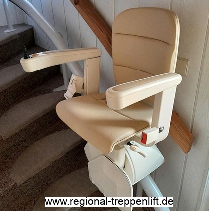 Treppenlift fr kurvige Treppe in Reichenbach an der Fils